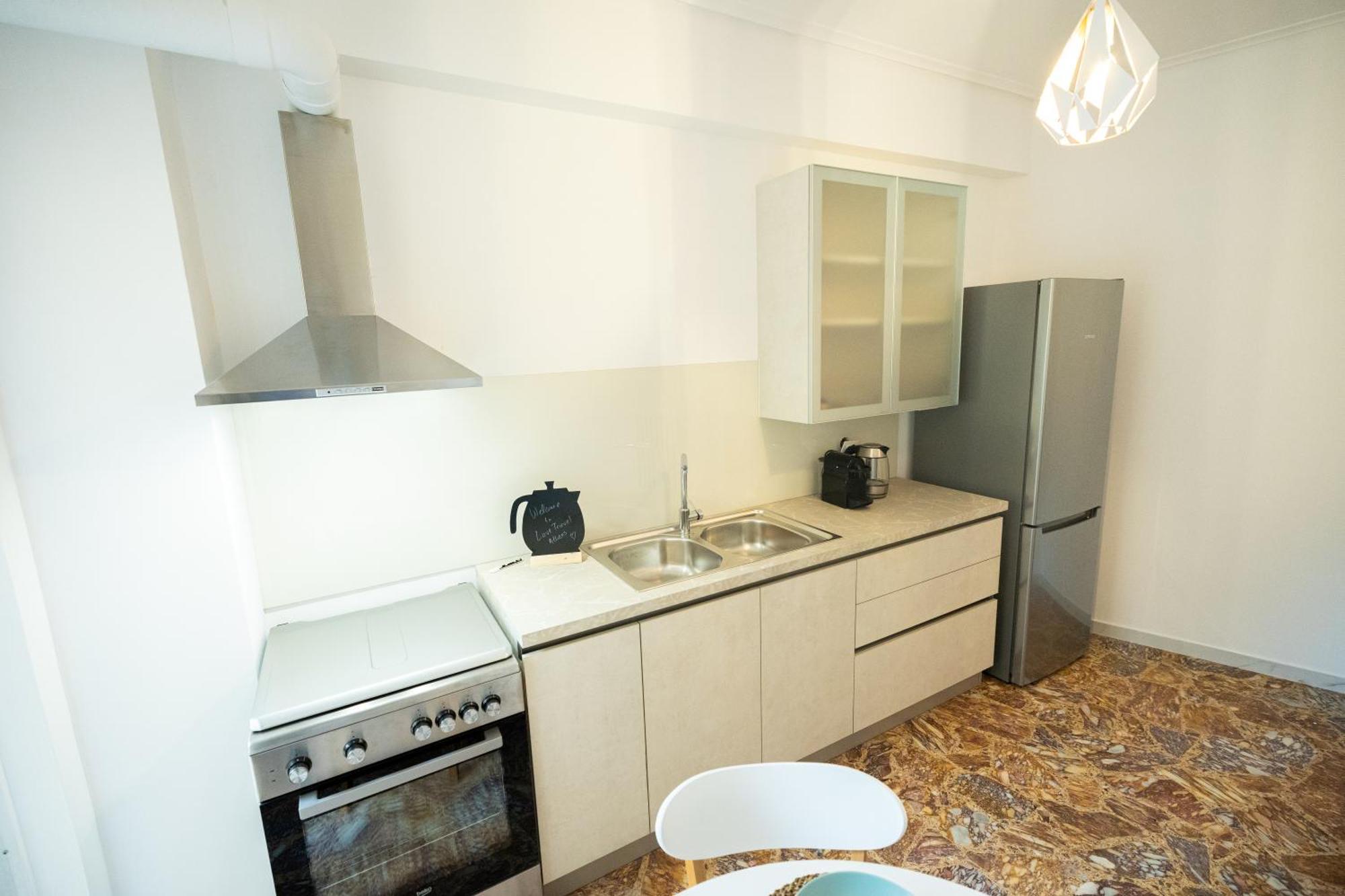 Love Travel Athens Apartments Exteriör bild
